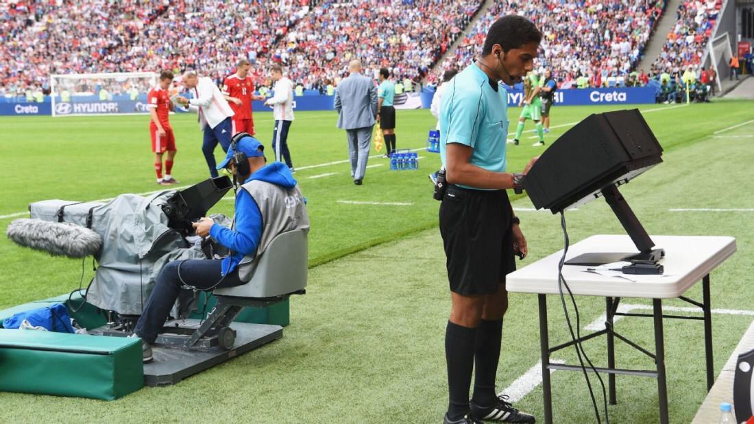 Tecnologia nel calcio: una rivoluzione silenziosa che sta trasformando il gioco